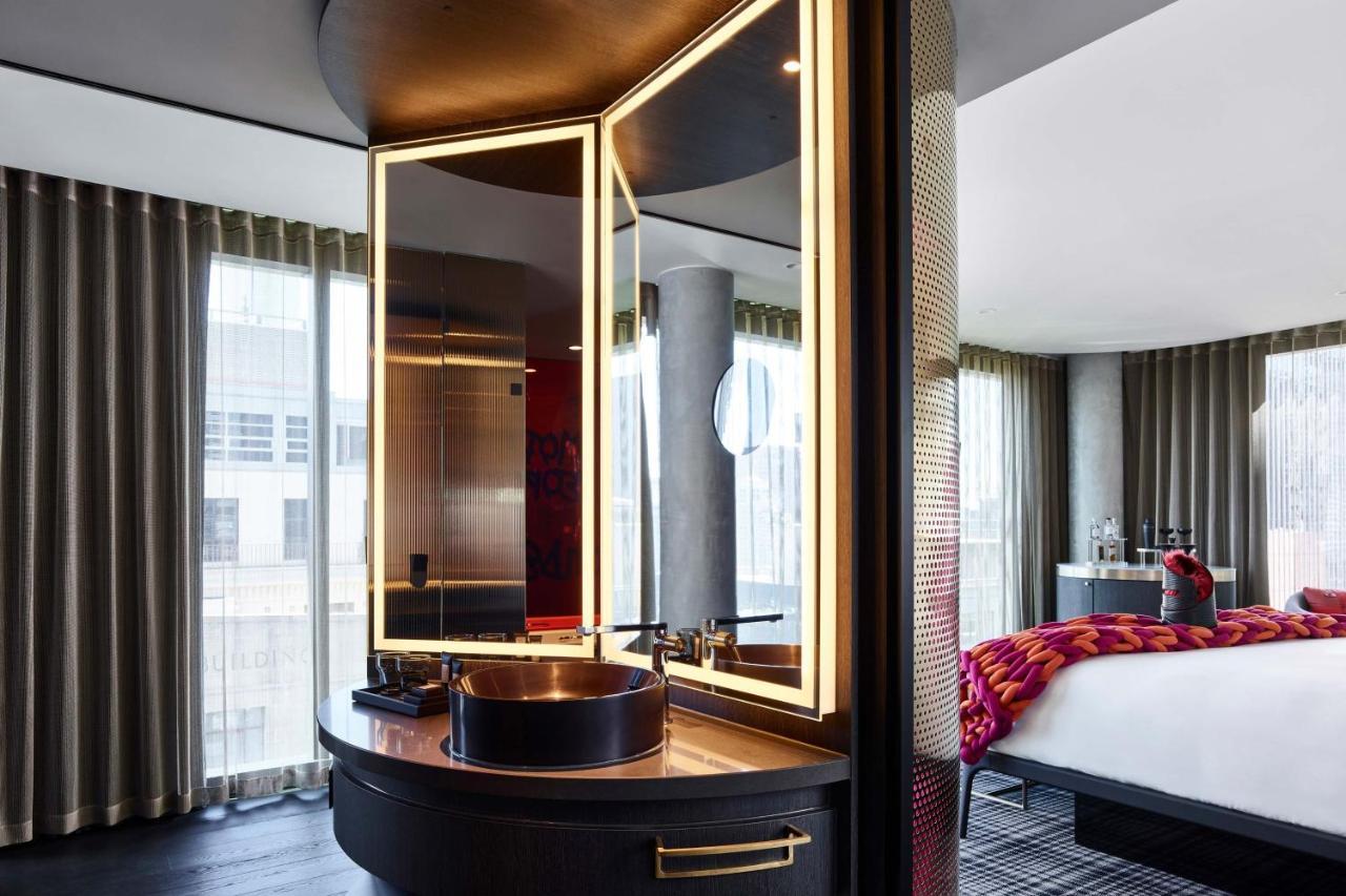 Hotel W Melbourne Exteriér fotografie A bathroom at the hotel